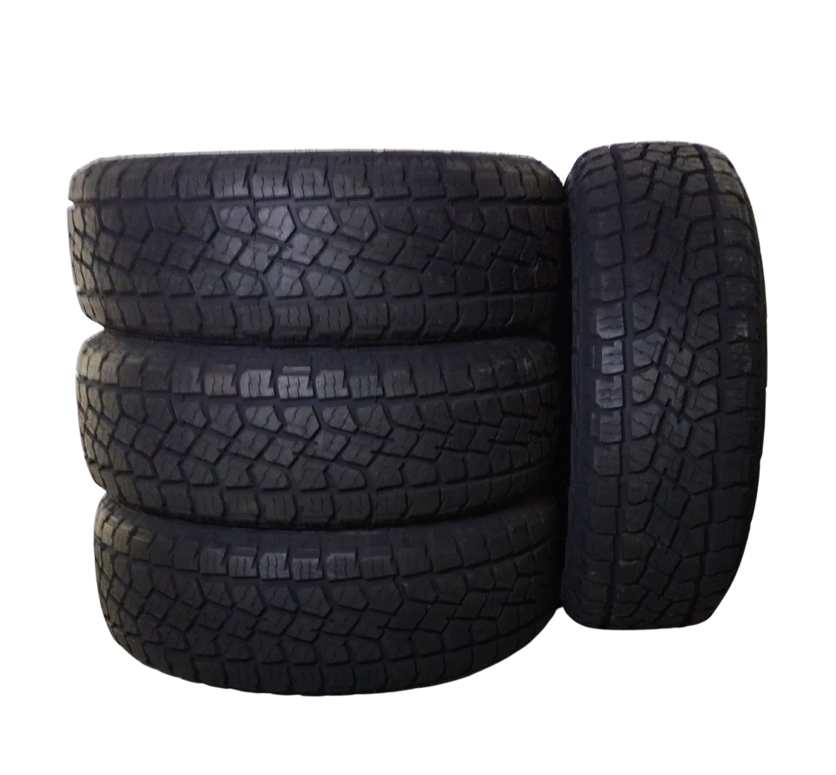 PACK Neumático 255/70R16 MASSIMO